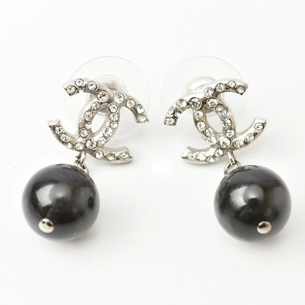 CHANEL Black Pearl Earrings